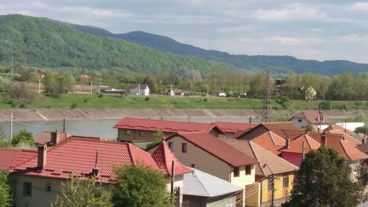 Apartament Cu 2 Camere Călimăneşti Dış mekan fotoğraf