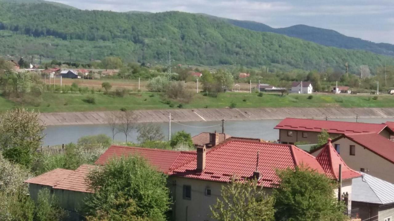Apartament Cu 2 Camere Călimăneşti Dış mekan fotoğraf