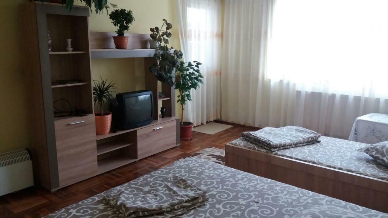 Apartament Cu 2 Camere Călimăneşti Dış mekan fotoğraf